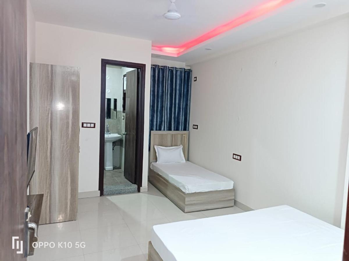 Travel Inn At Delhi Airport New Delhi Extérieur photo